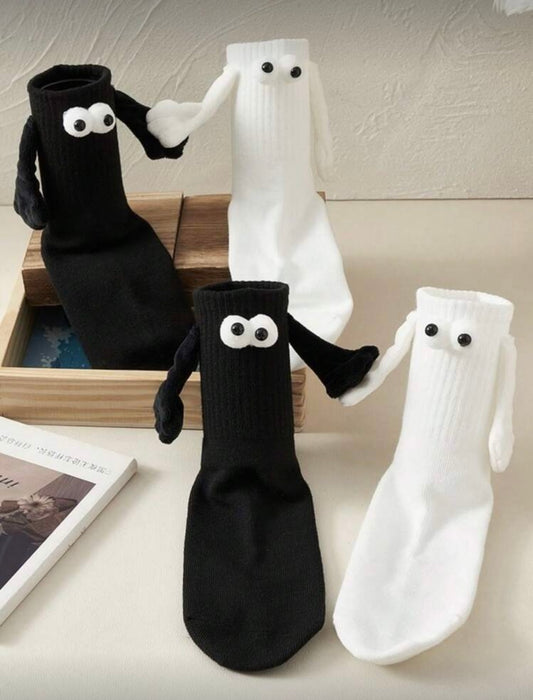 Set 2 pares de caltines con ojitos e imán
